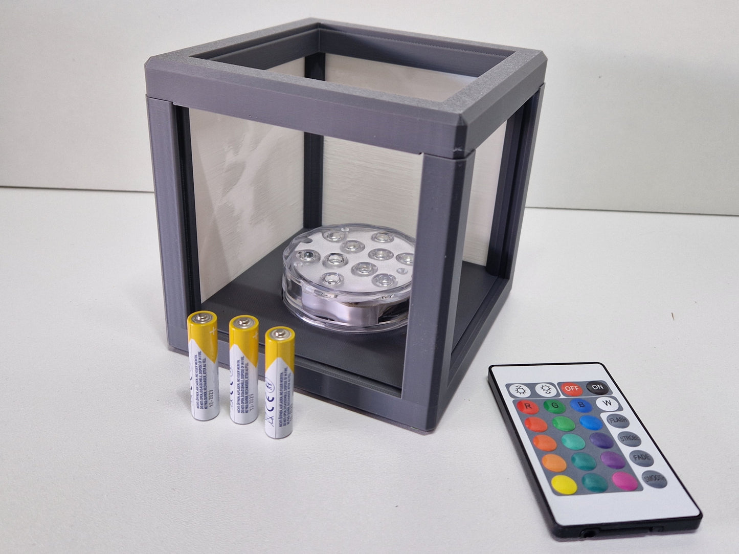 Litho lamp met kleuren LED op batterijen