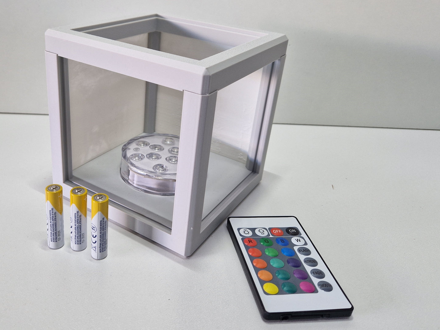 Litho lamp met kleuren LED op batterijen